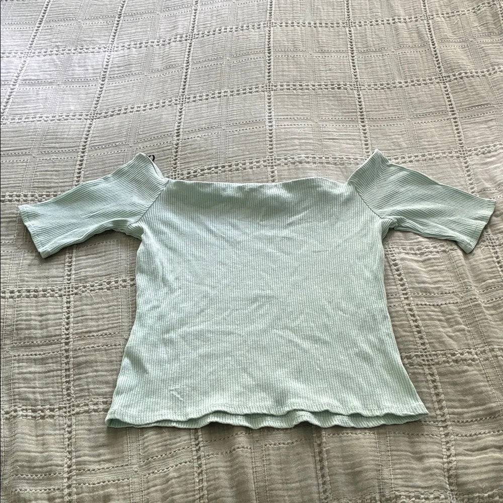 Light Mint Off-Shoulder Ribbed Top - Picture 2 of 4